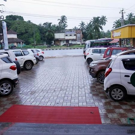 Hotel Mandara Residency Kaup Exterior foto
